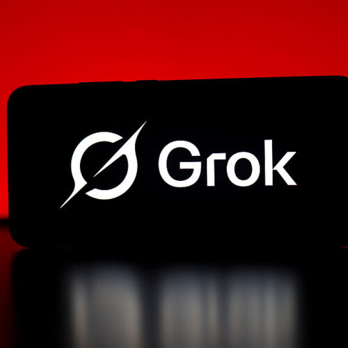 诉讼揭露：Grok 用户生成7000张儿童性虐待图像，xAI 仅报告一起轮奸提示